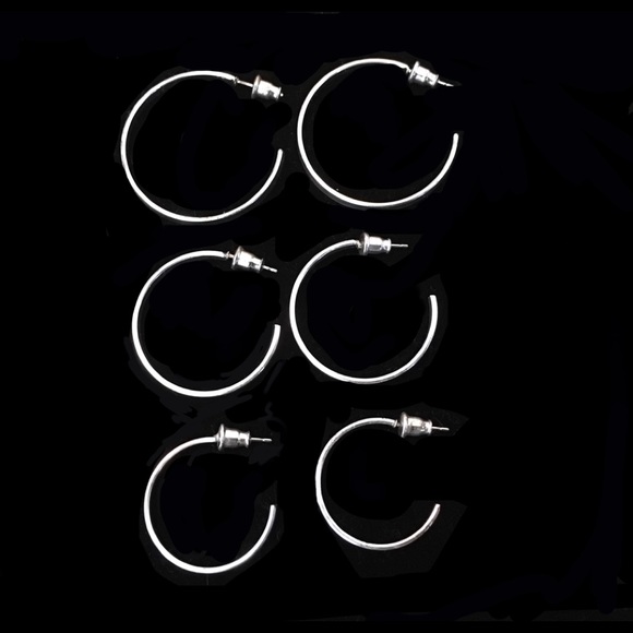 Silver hoops - Picture 3 of 3